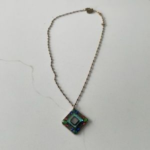 Anne Koplik designs pretty necklace
